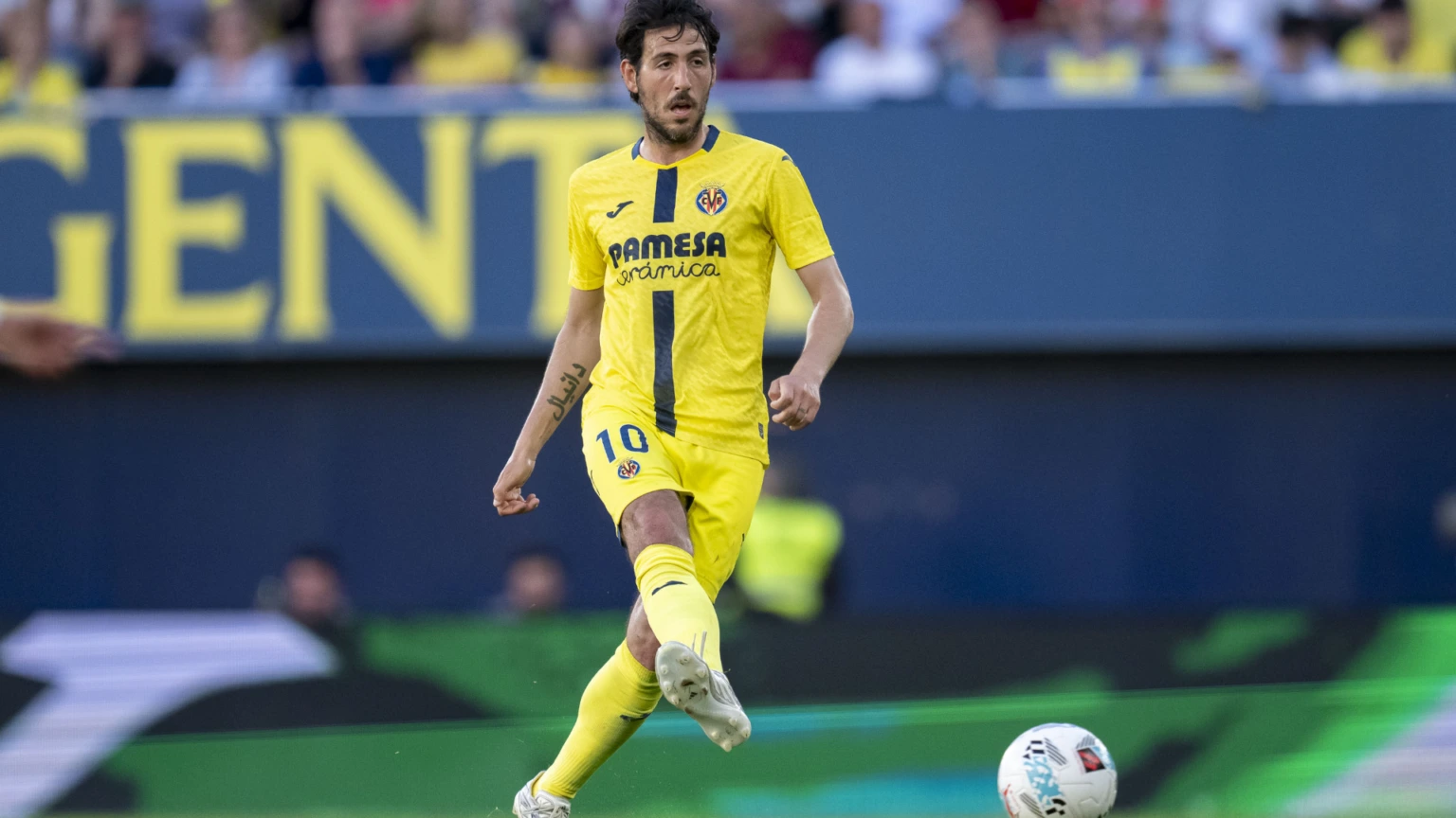 Top 11 players with most matches in Laliga history